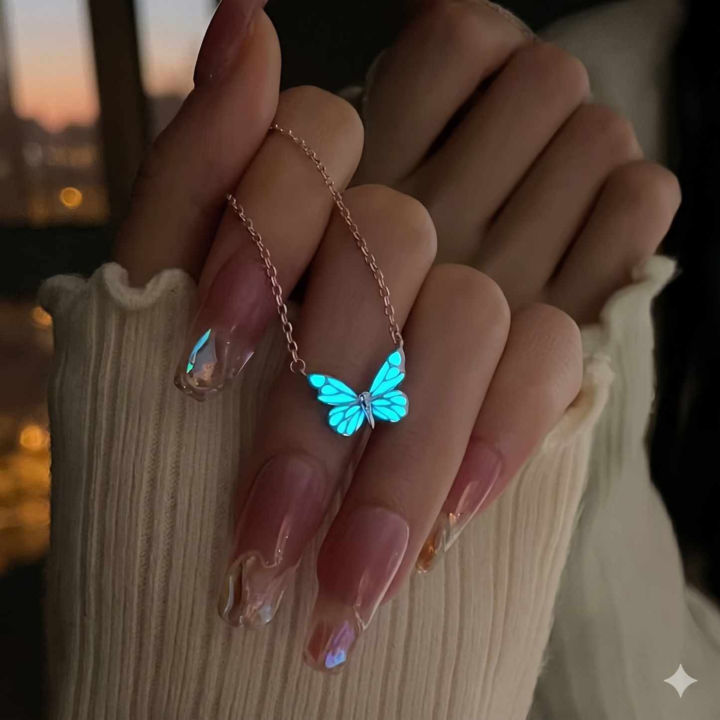 🦋 Necklace and bracelet - Butterfly shaped, phosphorus, glowing in the dark