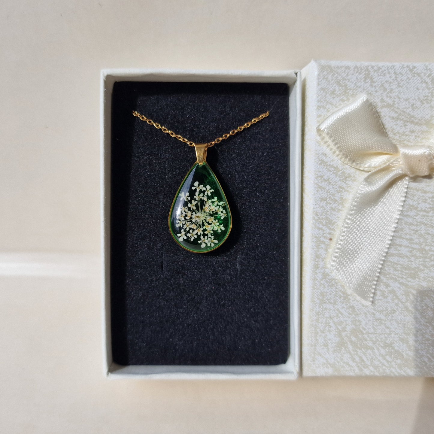 New teardrop emerald necklace